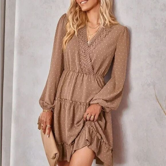 Dresses & Skirts - New Boho Swiss Dot Lace Trim Tiered Mini Dress Beige Size Large